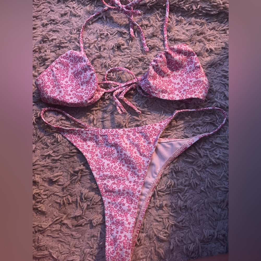 floral bikini